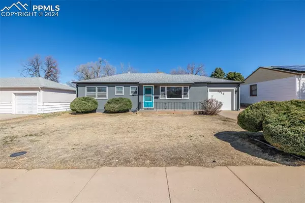 Pueblo, CO 81001,1217 Alexander CIR