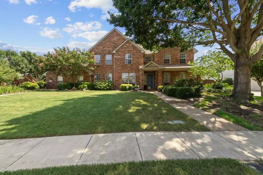 814 Clearwater Lane, Keller, TX 76248