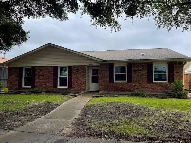 2718 Branch Oaks Drive, Garland, TX 75043