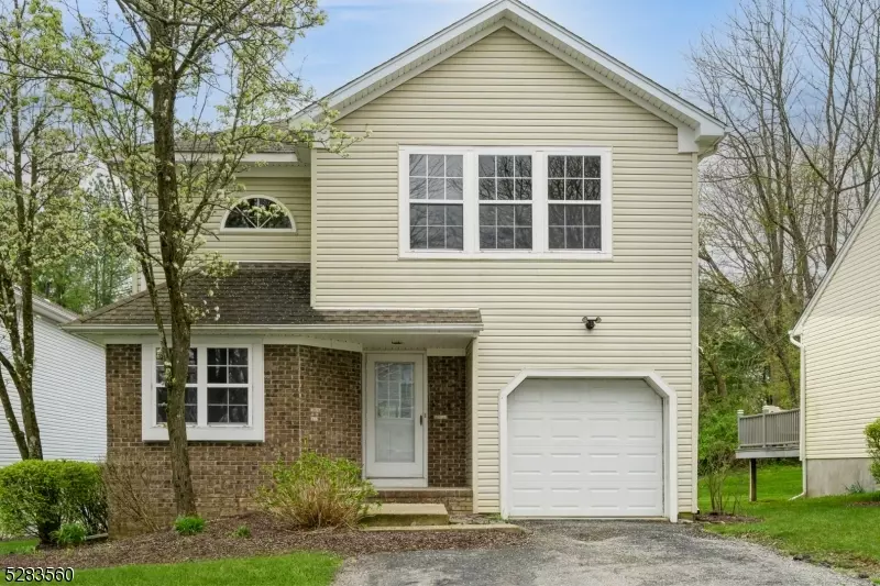 7 Cliffside Ct, Hardyston Twp., NJ 07419