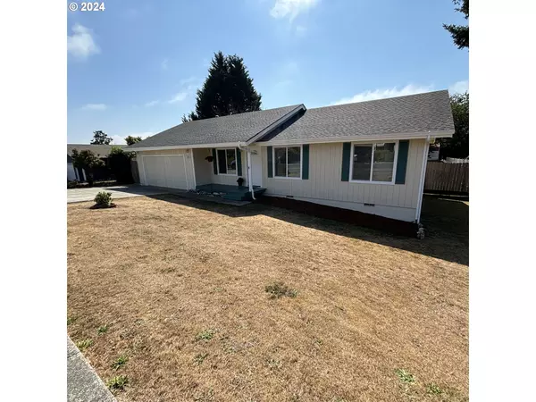 Brookings, OR 97415,895 MIDLAND WAY