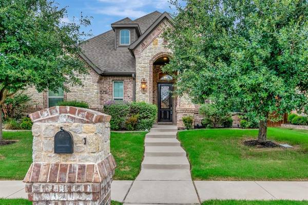 9105 Northampton Drive, North Richland Hills, TX 76182