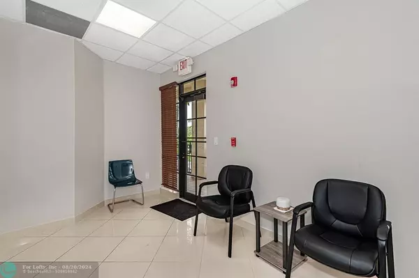 Coral Springs, FL 33067,7301 Wiles Rd  #202