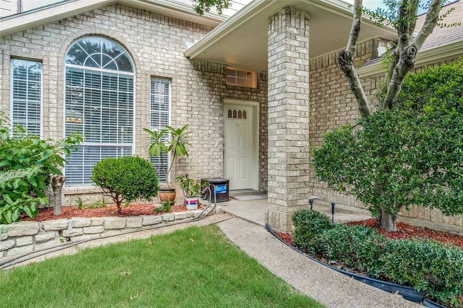 4243 Maryanne Place, Haltom City, TX 76137