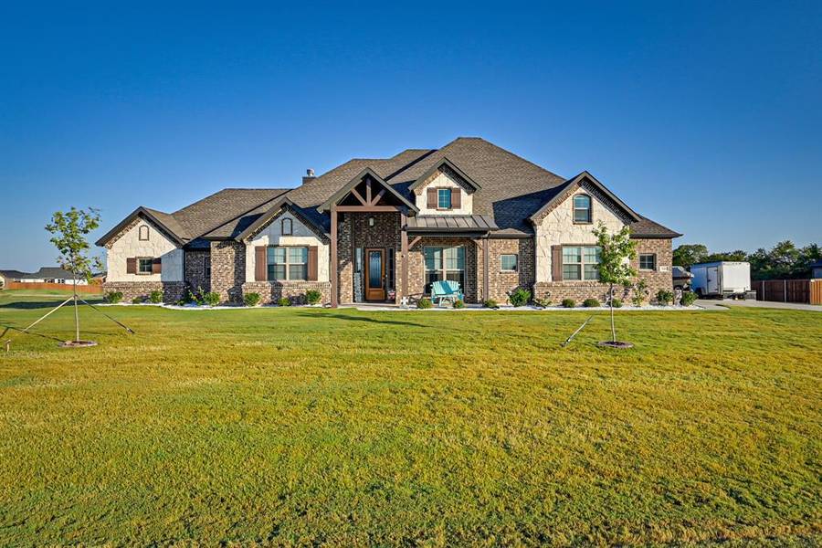 120 Crosswind Drive, Waxahachie, TX 75167