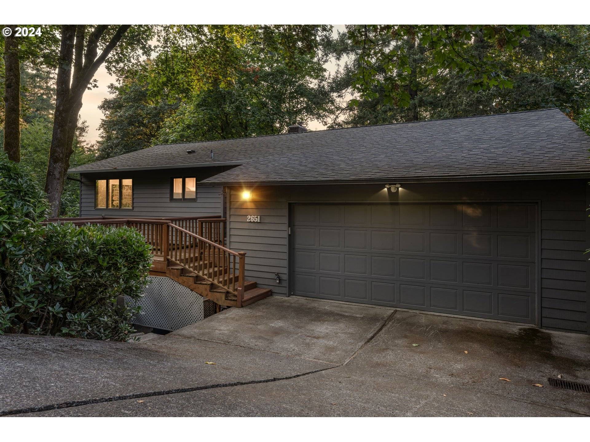 2651 LOOKOUT CT,  Lake Oswego,  OR 97034