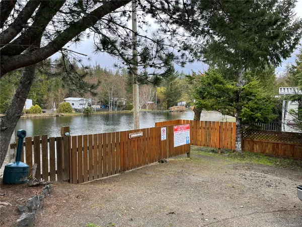 Qualicum Beach, BC V9K 2R2,2650 Turnbull Rd #F19