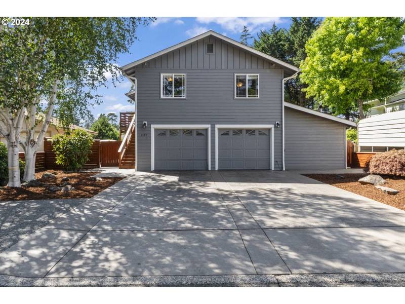 1539 TAMARACK ST, Florence, OR 97439