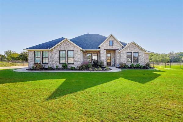 242 Odell Road, Springtown, TX 76082