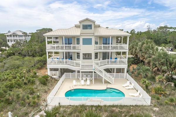 2136 Palmetto Way, St. George Island, FL 32328