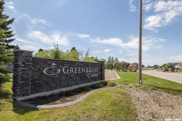 633 Greenbryre BAY, Greenbryre, SK S7V 0J5