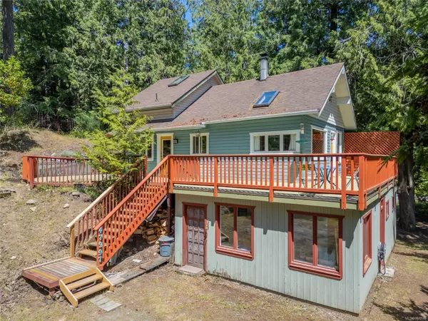 47297 Schooner Way, Pender Island, BC V0N 2M0