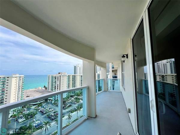 Hollywood, FL 33019,3800 S Ocean Dr  #1716