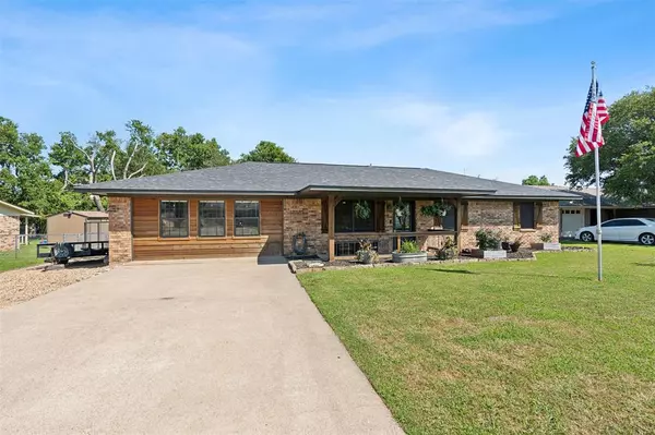 2041 Lisa Circle, Canton, TX 75103