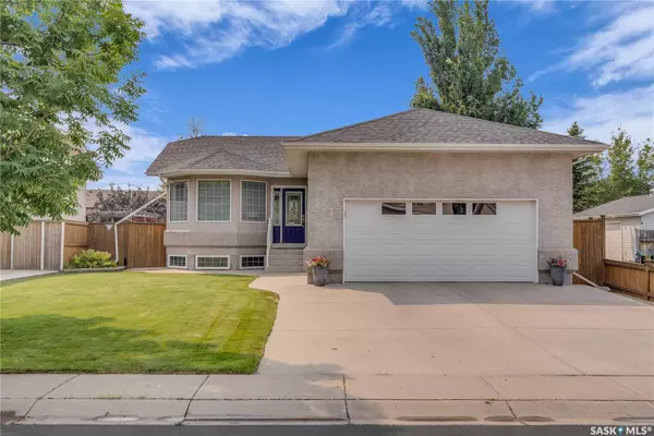 627 Peterson CRESCENT, Saskatoon, SK S7L 7H8