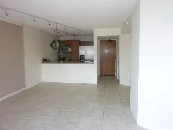 60 N Beretania Street #2008, Honolulu, HI 96817