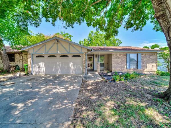 6525 Windrock Drive, Watauga, TX 76148