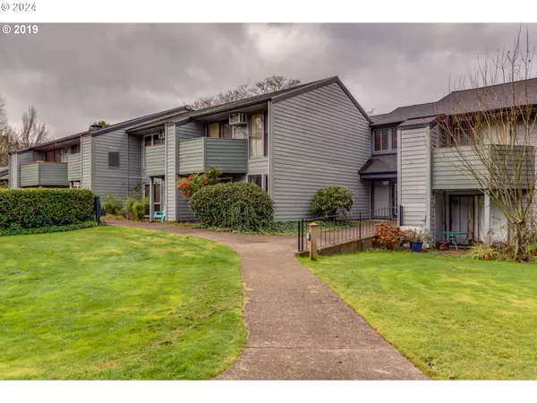 8755 SW BRIGHTFIELD CIR,  Portland,  OR 97223