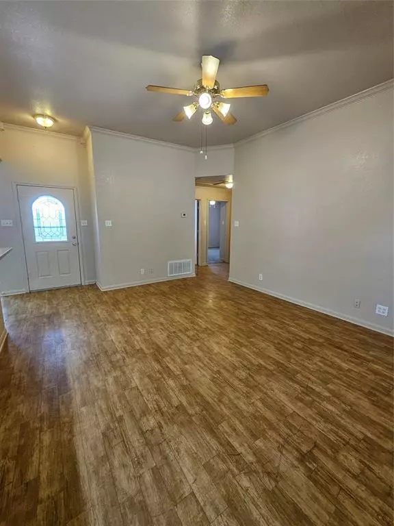 Lacy Lakeview, TX 76705,127 S Oak Street