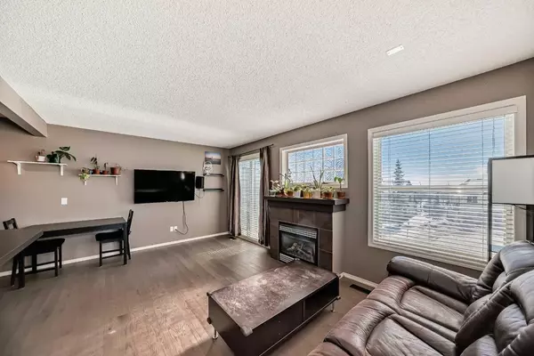 Calgary, AB T3K 6G5,35 Covemeadow MNR NE