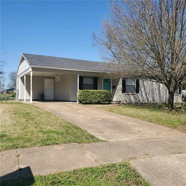 3217 Thunderbird Lane, Bossier City, LA 71112