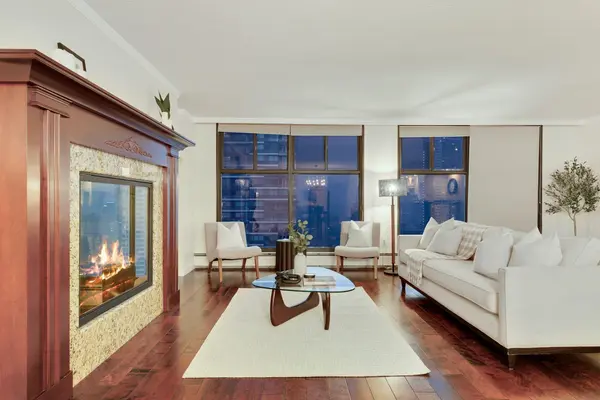 1100 8 AVE SW #2402 Calgary, AB T2P 3T9