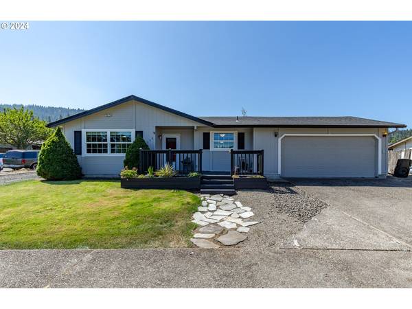 236 S 70TH PL, Springfield, OR 97478