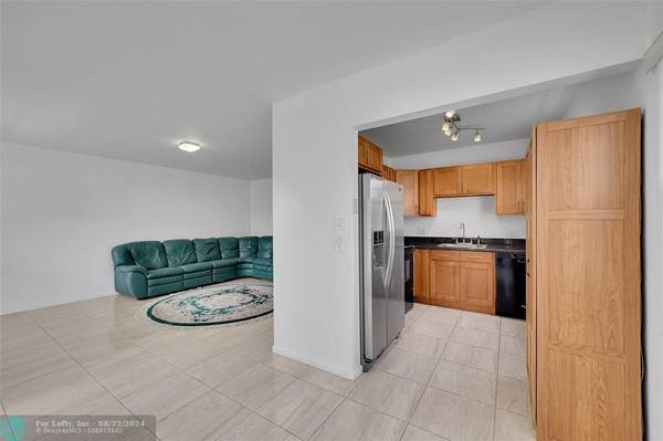 Boca Raton, FL 33434,486 Fanshaw L  #486