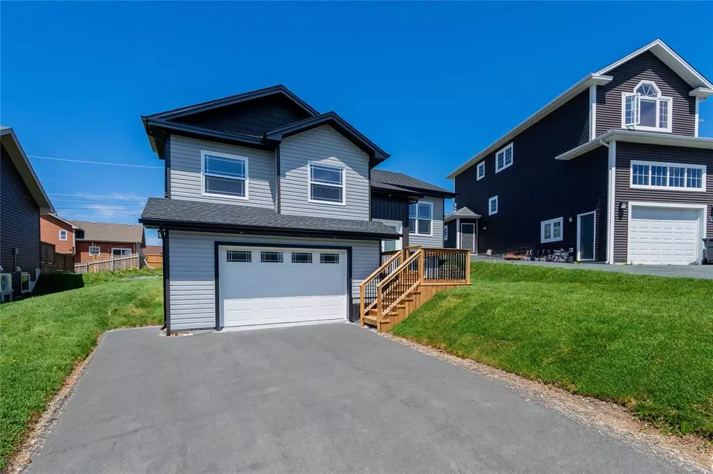 Conception Bay South, NL A1X 0H6,14 Heidi Crescent
