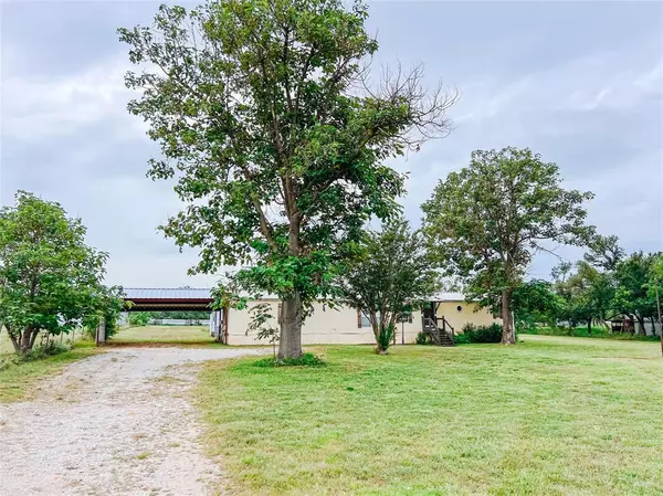 997 County Road 156,  Bangs,  TX 76823