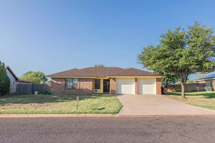 5821 Davenport Dr, San Angelo, TX 76901