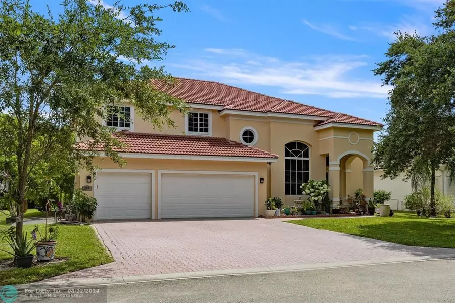 10214 NW 54th Pl, Coral Springs, FL 33076