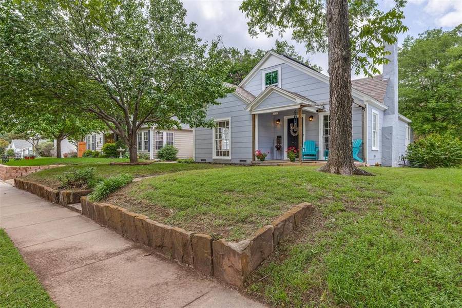 3909 Linden Avenue, Fort Worth, TX 76107