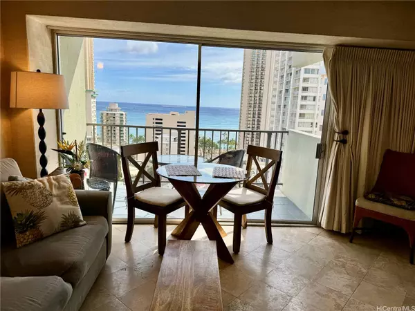 2440 Kuhio Avenue #1806, Honolulu, HI 96815