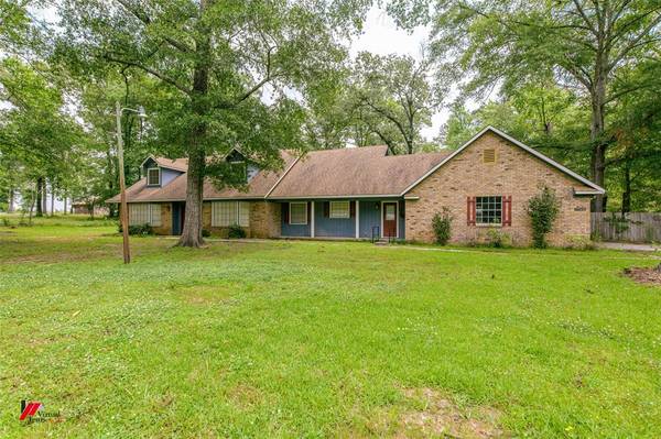 10675 Saddle Lane, Keithville, LA 71047