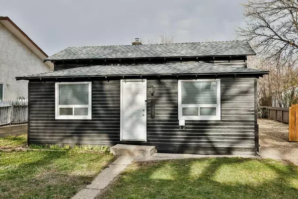 Lethbridge, AB T1H3B1,611 16 ST N