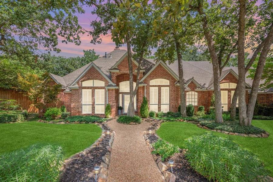 921 Cat Hollow Court, Keller, TX 76248