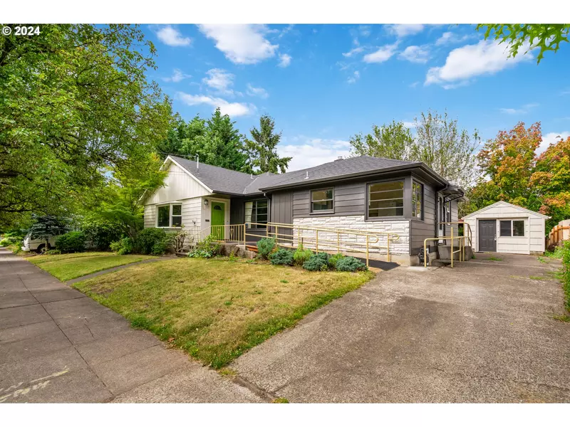 107 SE 86TH AVE, Portland, OR 97216