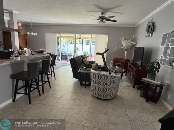 Royal Palm Beach, FL 33411,157 Royal Pine Cir