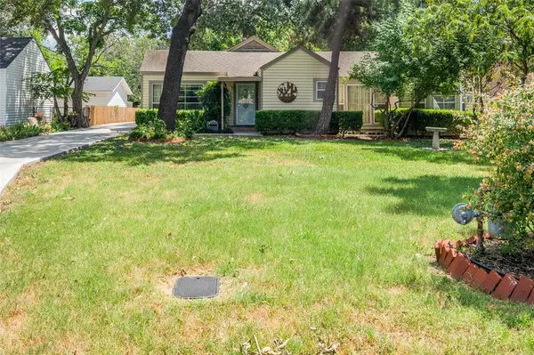 River Oaks, TX 76114,4931 Black Oak Lane