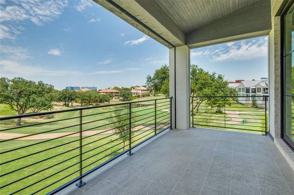 320 N O Connor Ridge Boulevard #21, Irving, TX 75038