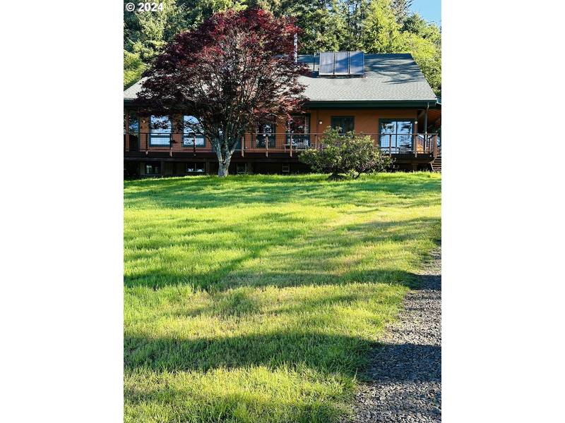 1040 HALLSTROM RD, Tillamook, OR 97141