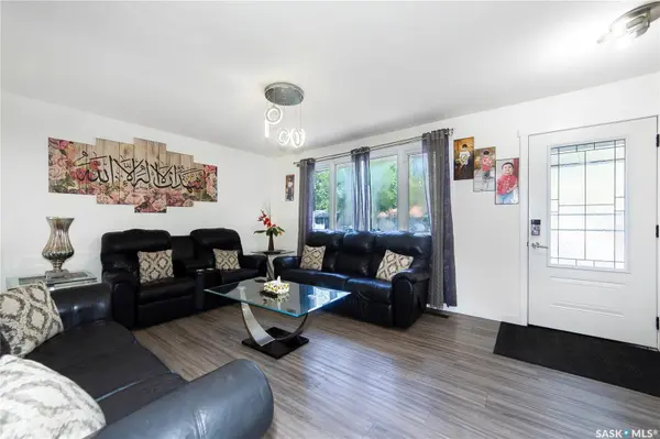 226 Brock CRESCENT, Saskatoon, SK S7H 4N4