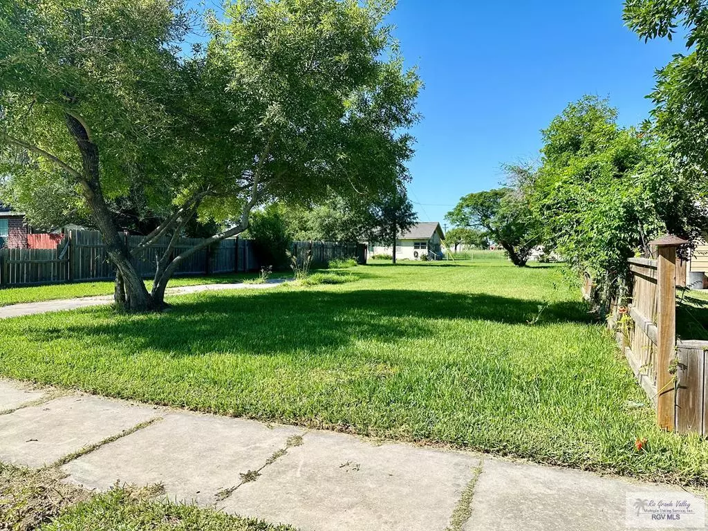 Ingleside, TX 78363,2456 1ST