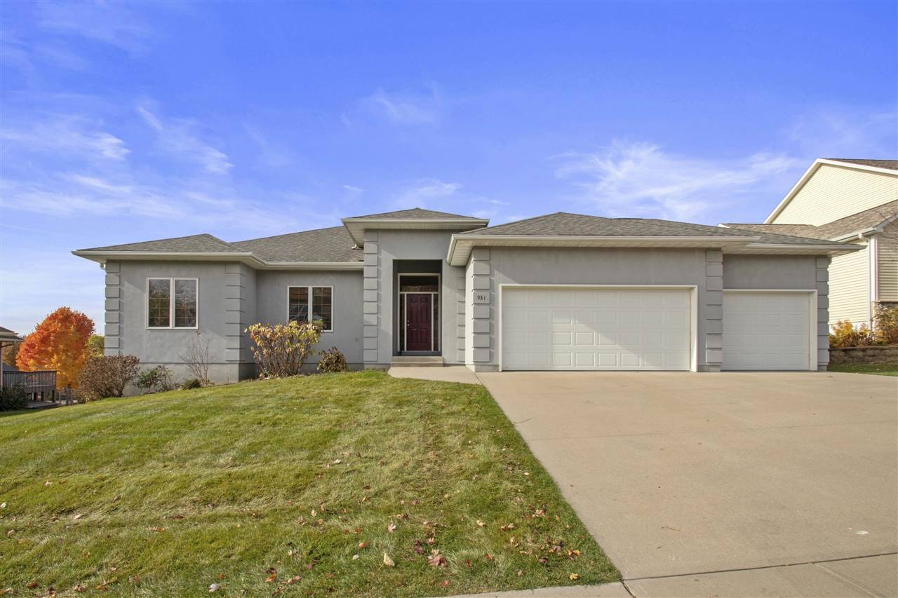 931 Tamarack Trl, Iowa City, IA 52245