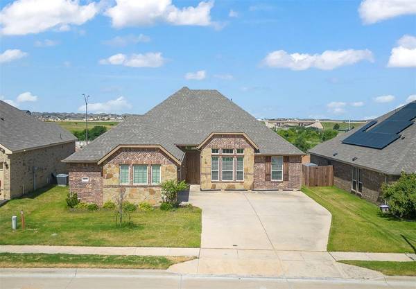 8624 Cloudyway Drive, Fort Worth, TX 76123