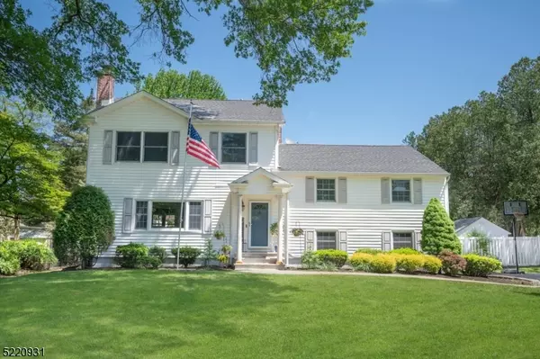 100 W End Ave, Pequannock Twp., NJ 07444