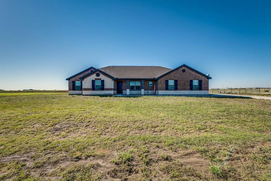 8116 Harvest Drive, Grandview, TX 76050