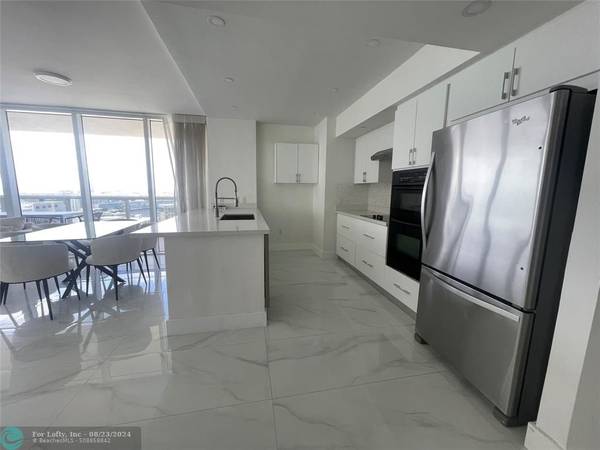 Hallandale Beach, FL 33009,1830 S Ocean Dr  #2406