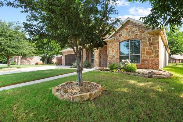 Azle, TX 76020,212 Familia Court